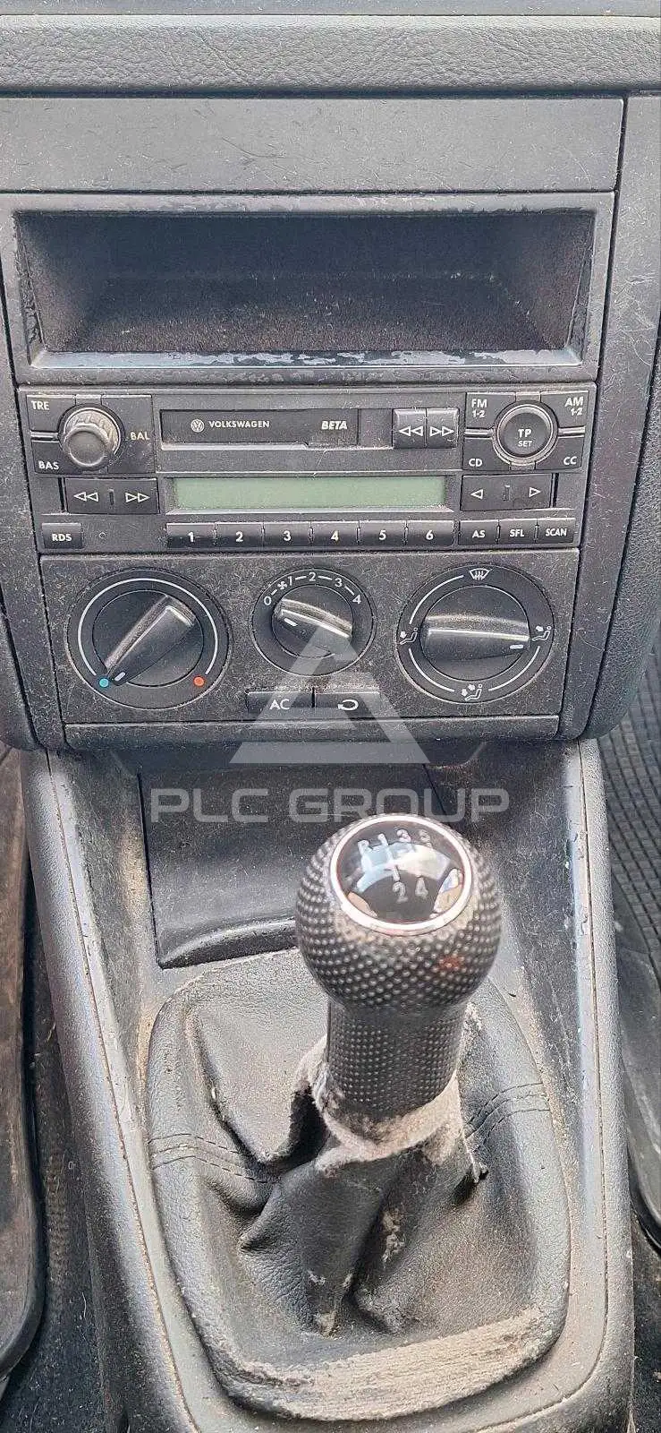 2002 Volkswagen GOLF