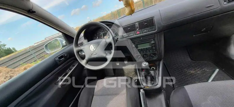2002 Volkswagen GOLF