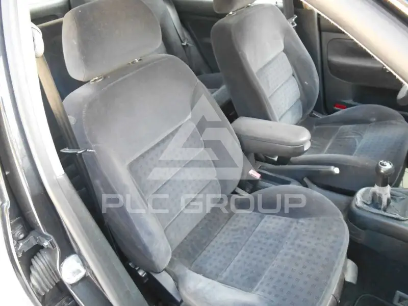 2002 Volkswagen GOLF