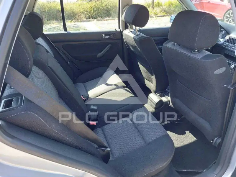 2002 Volkswagen GOLF