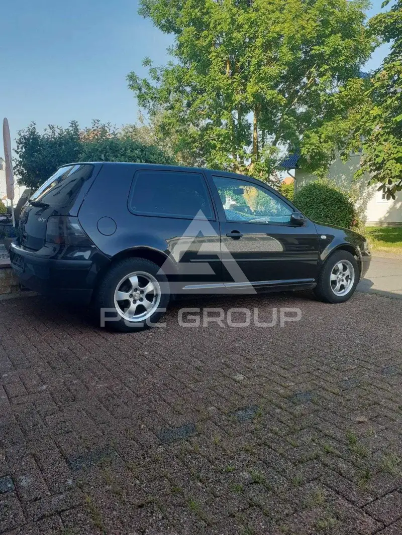 2002 Volkswagen GOLF