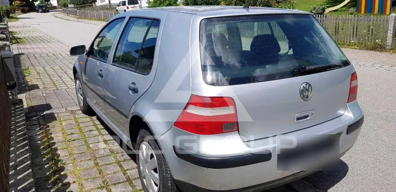 2002 Volkswagen GOLF