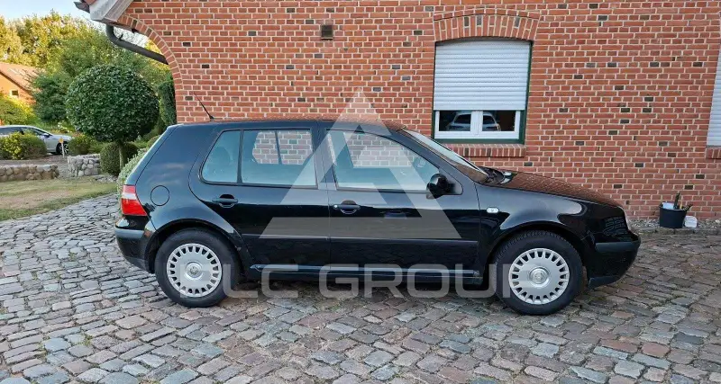 2002 Volkswagen GOLF
