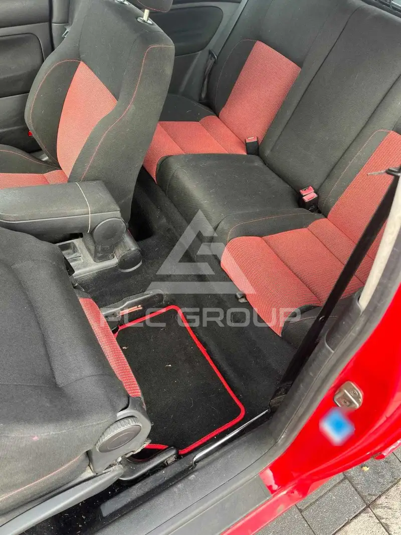2002 Volkswagen GOLF