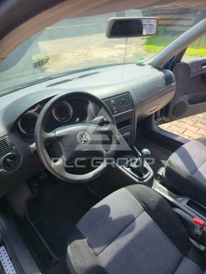 2002 Volkswagen GOLF