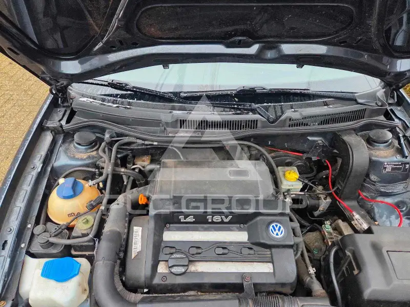2002 Volkswagen GOLF