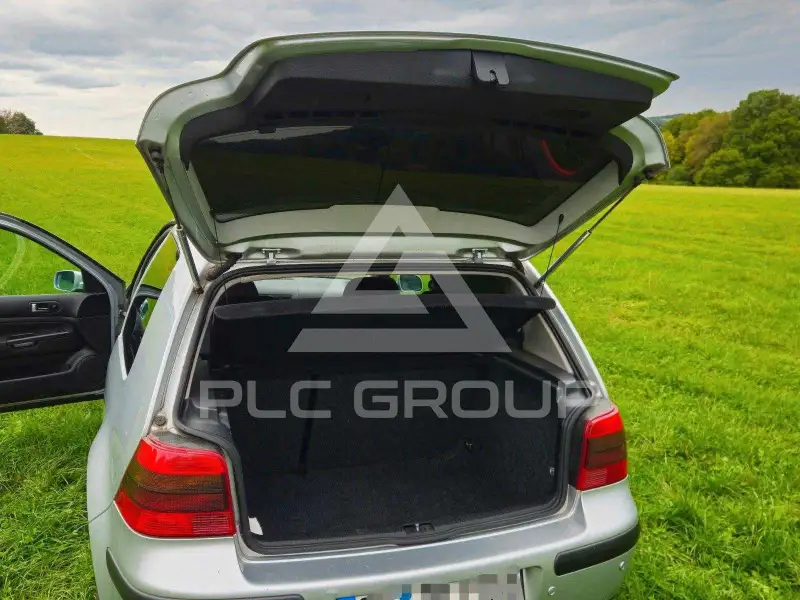 2002 Volkswagen GOLF