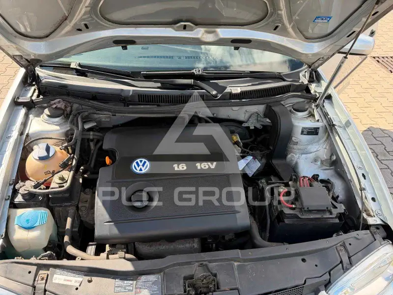 2002 Volkswagen GOLF