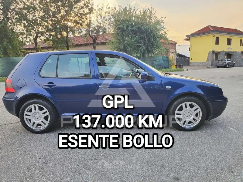 2002 Volkswagen GOLF