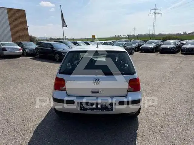2002 Volkswagen GOLF