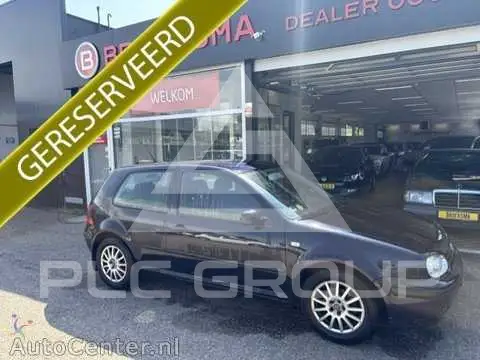 2002 Volkswagen GOLF
