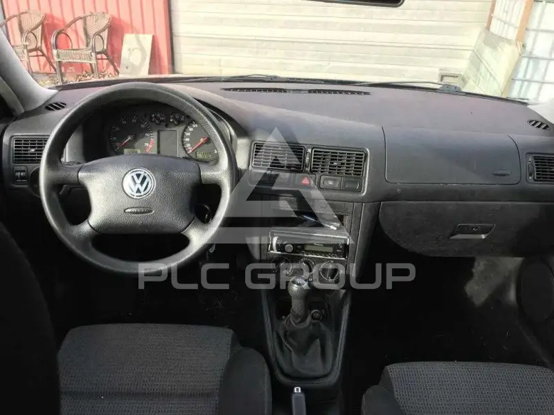 2002 Volkswagen GOLF