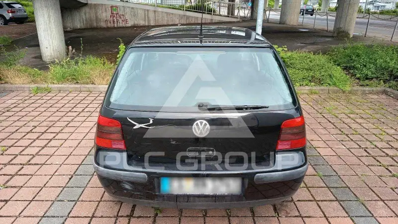 2002 Volkswagen GOLF
