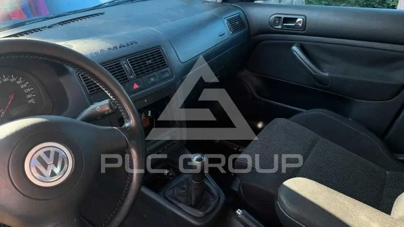 2002 Volkswagen GOLF