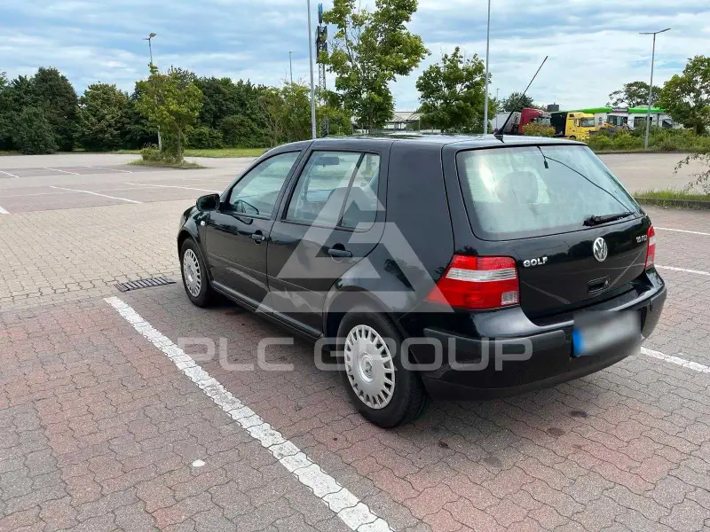 2002 Volkswagen GOLF