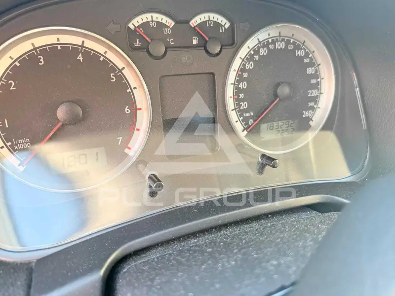 2002 Volkswagen GOLF