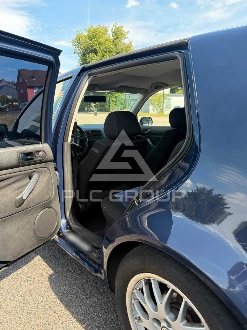 2002 Volkswagen GOLF