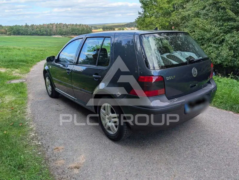 2002 Volkswagen GOLF