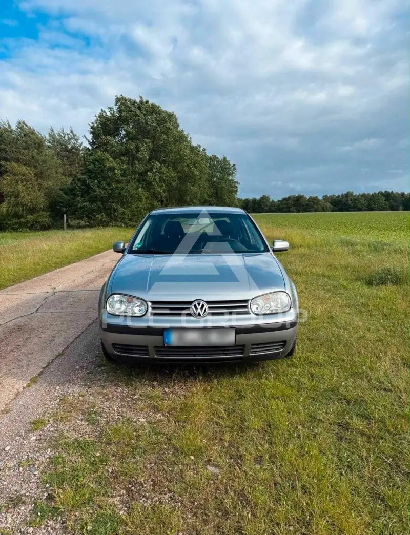 2002 Volkswagen GOLF