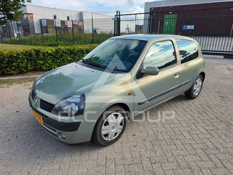 2002 Renault Clio