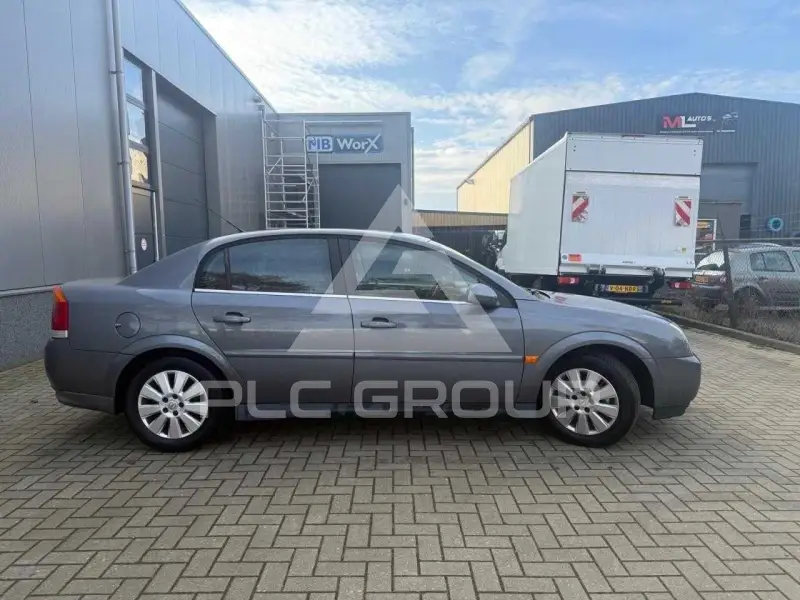 2002 Opel Vectra