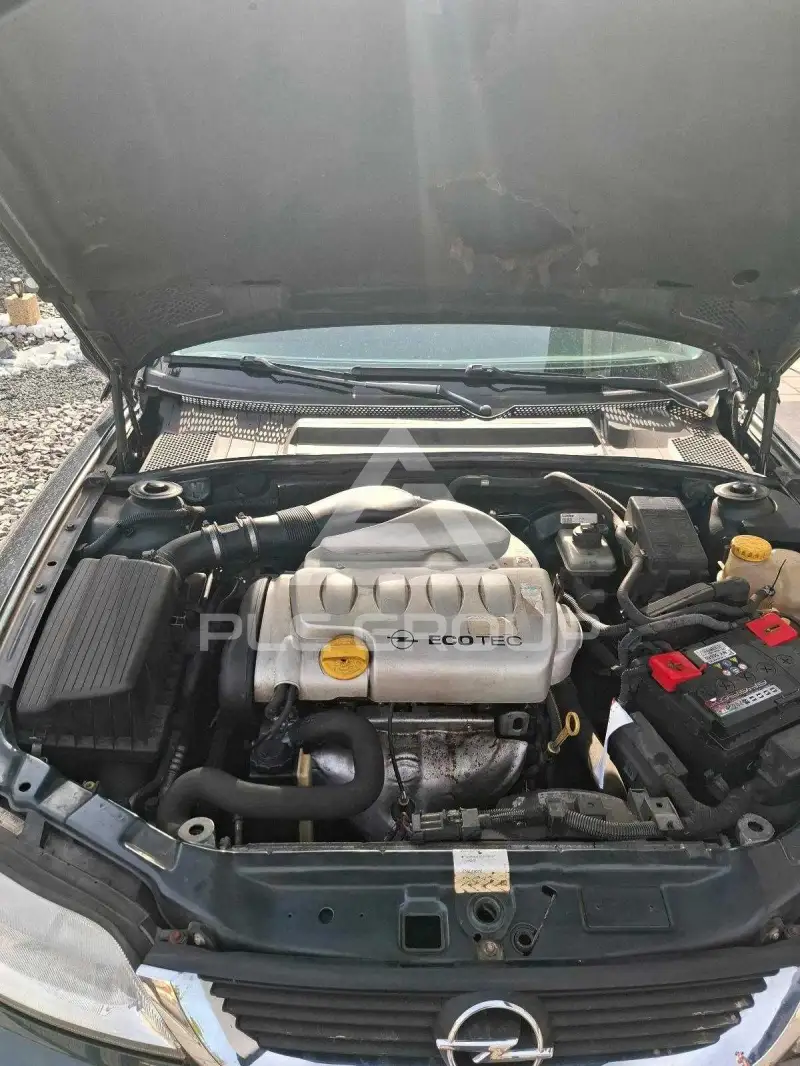 2002 Opel Vectra