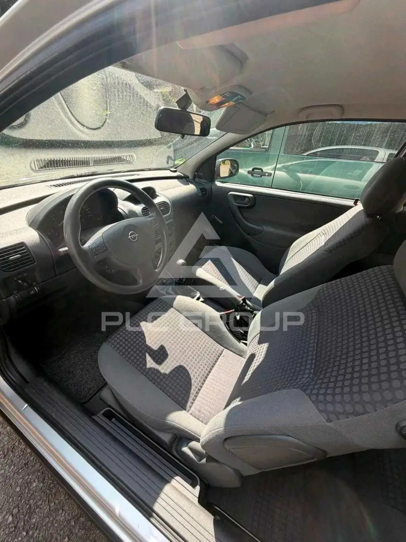 2002 Opel Corsa