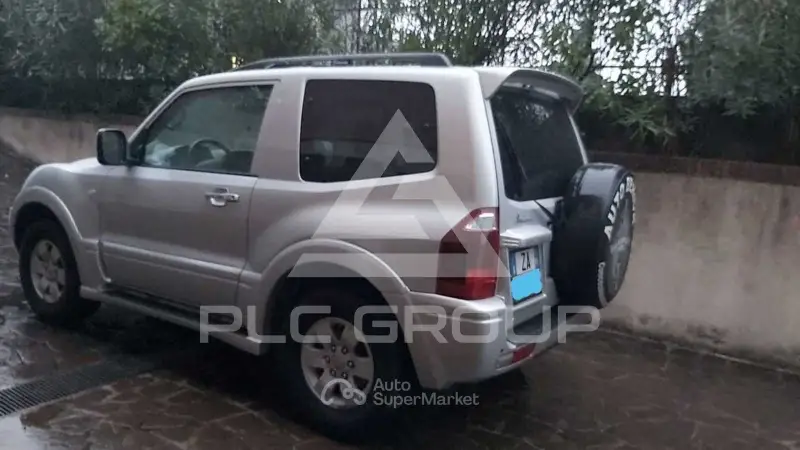 2003 Mitsubishi PAJARO