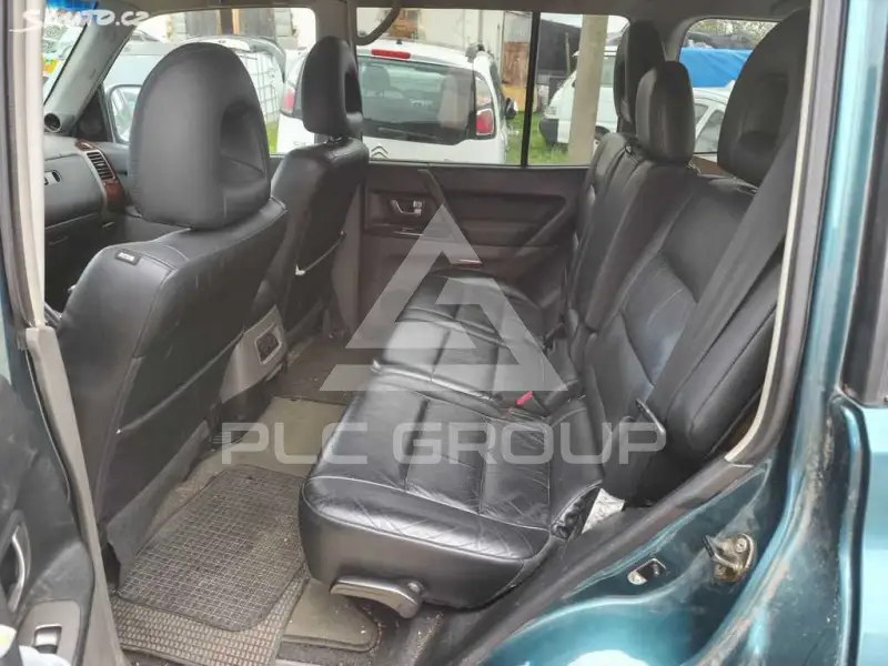 2003 Mitsubishi PAJARO