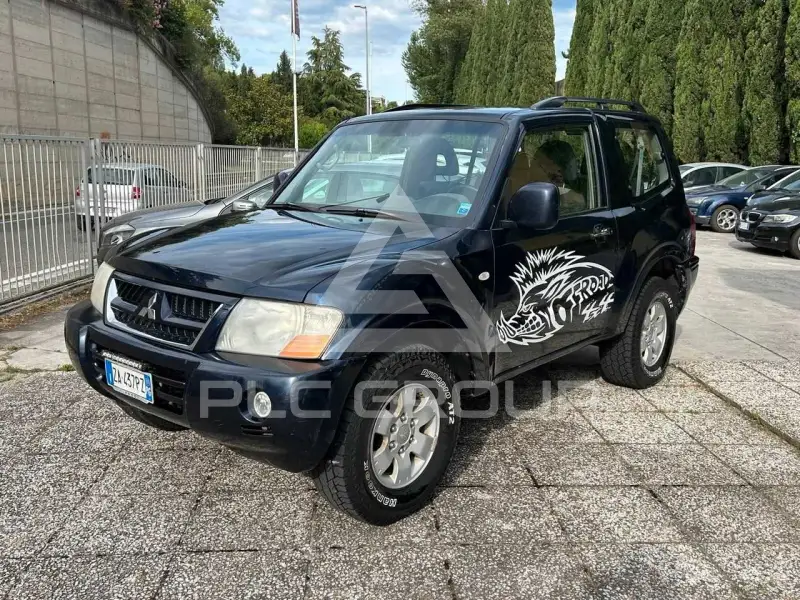 2003 Mitsubishi PAJARO