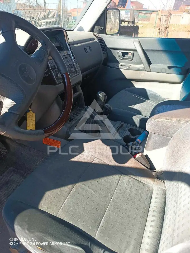 2003 Mitsubishi PAJARO