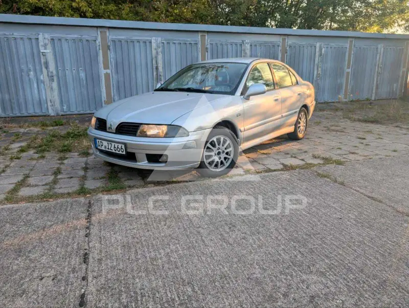 2003 Mitsubishi Carisma