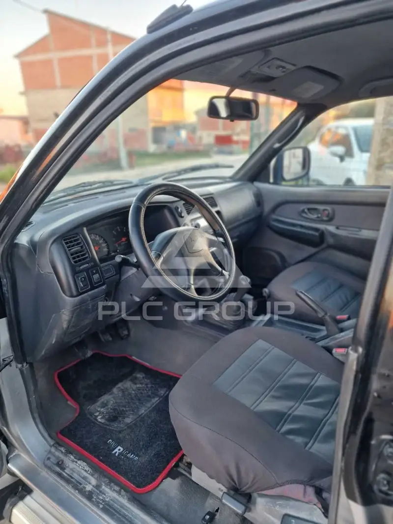 2003 Mitsubishi L200