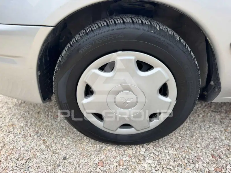 2003 Mitsubishi SpaceStar