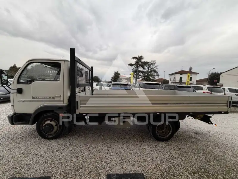 2003 Nissan CABSTAR