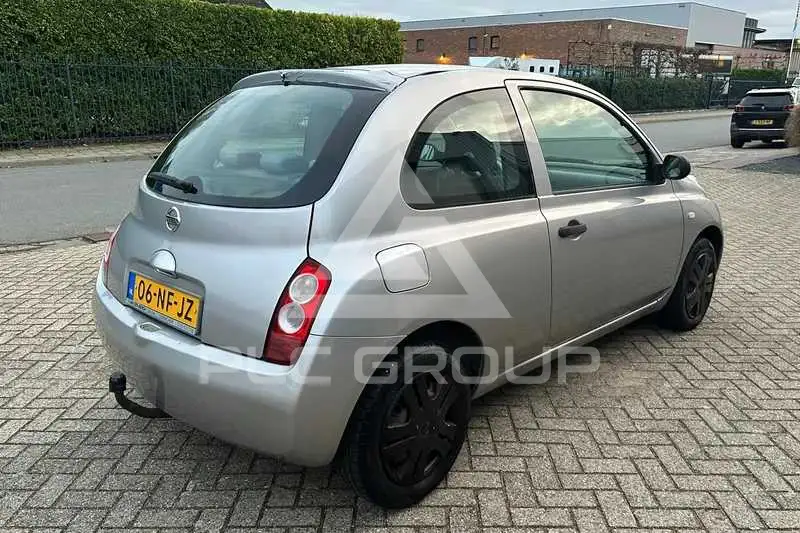 2003 Nissan MICRA