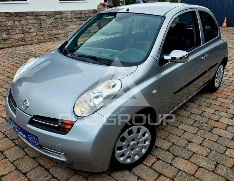 2003 Nissan MICRA