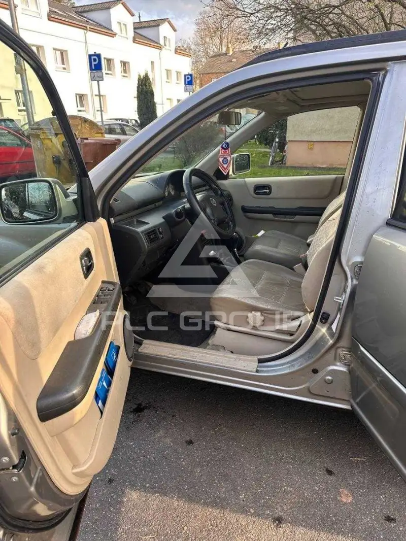 2003 Nissan X-TRAIL
