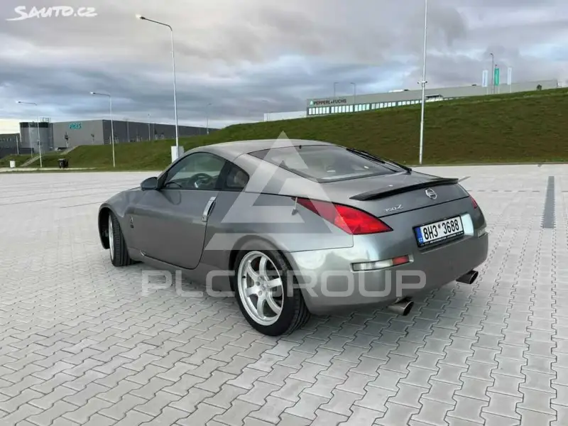 2003 Nissan Z