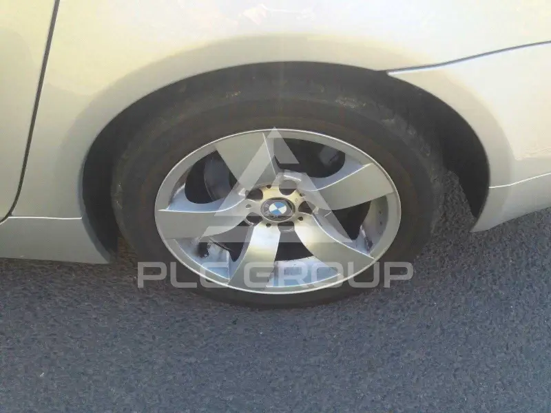 2003 BMW 523