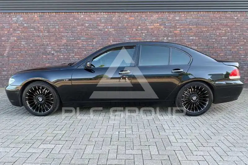 2003 BMW 7 Series