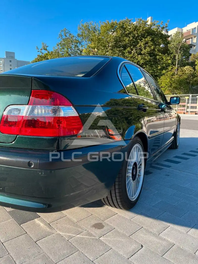 2003 BMW 330