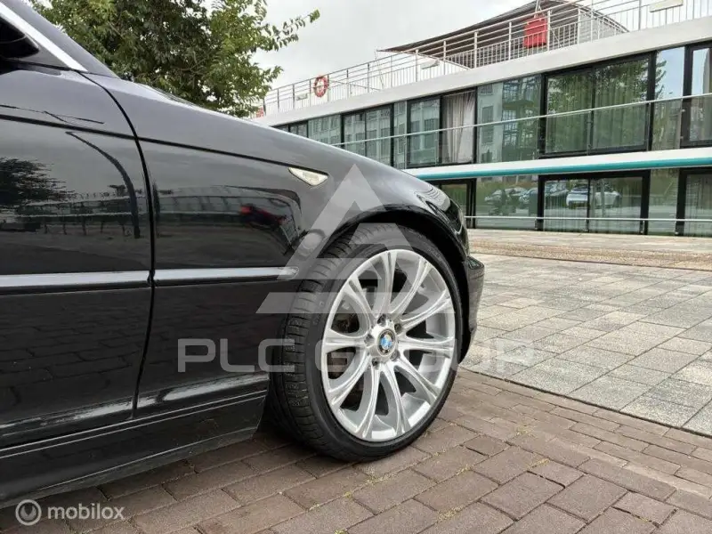2003 BMW 330