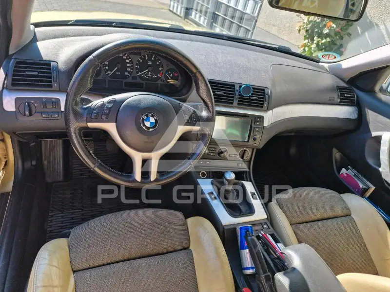 2003 BMW 330
