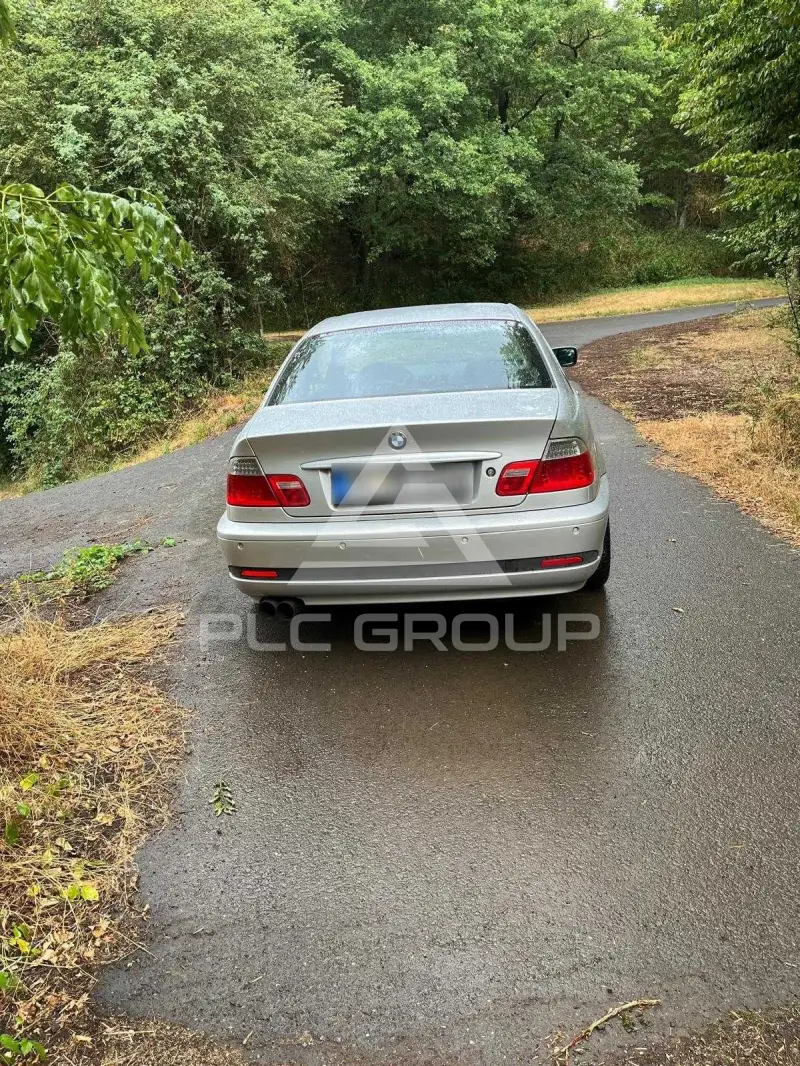 2003 BMW 330