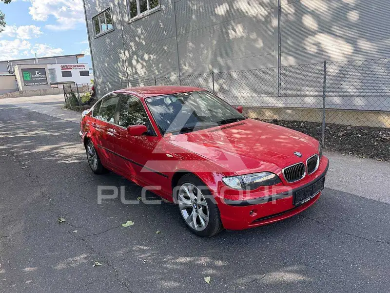 2003 BMW 330