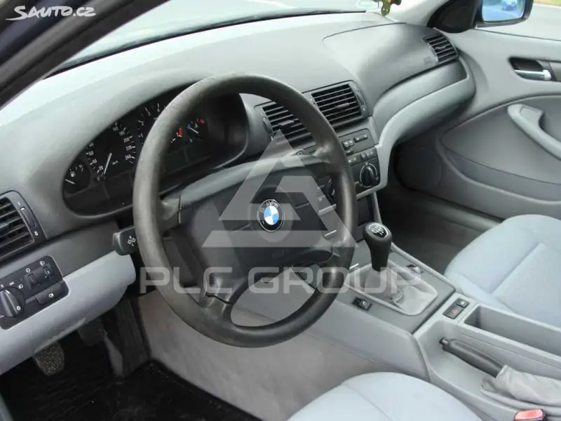 2003 BMW 330
