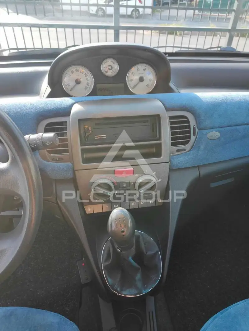 2003 Lancia YPSILON