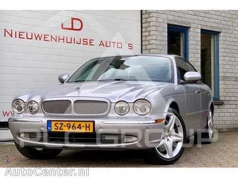 2003 Jaguar XJR
