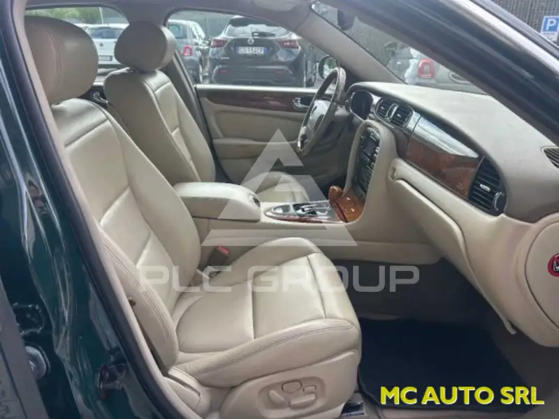2003 Jaguar XJ